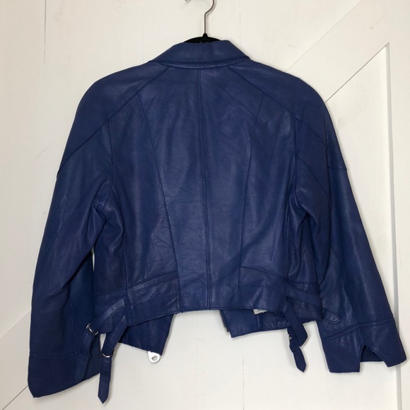 LEATHER JACKET! - Picture 2 of 8